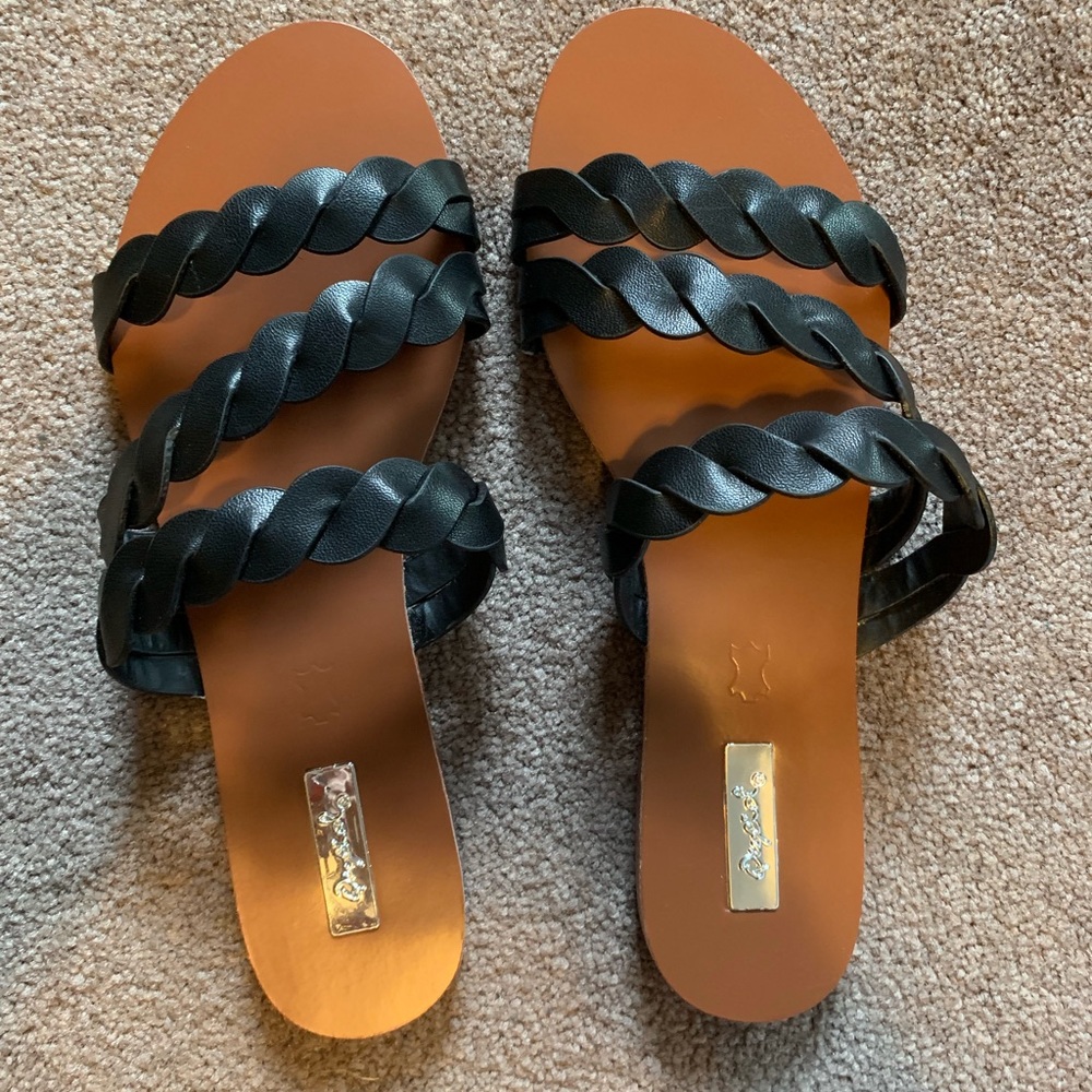 Lulu’s sarita black braided slide sandals